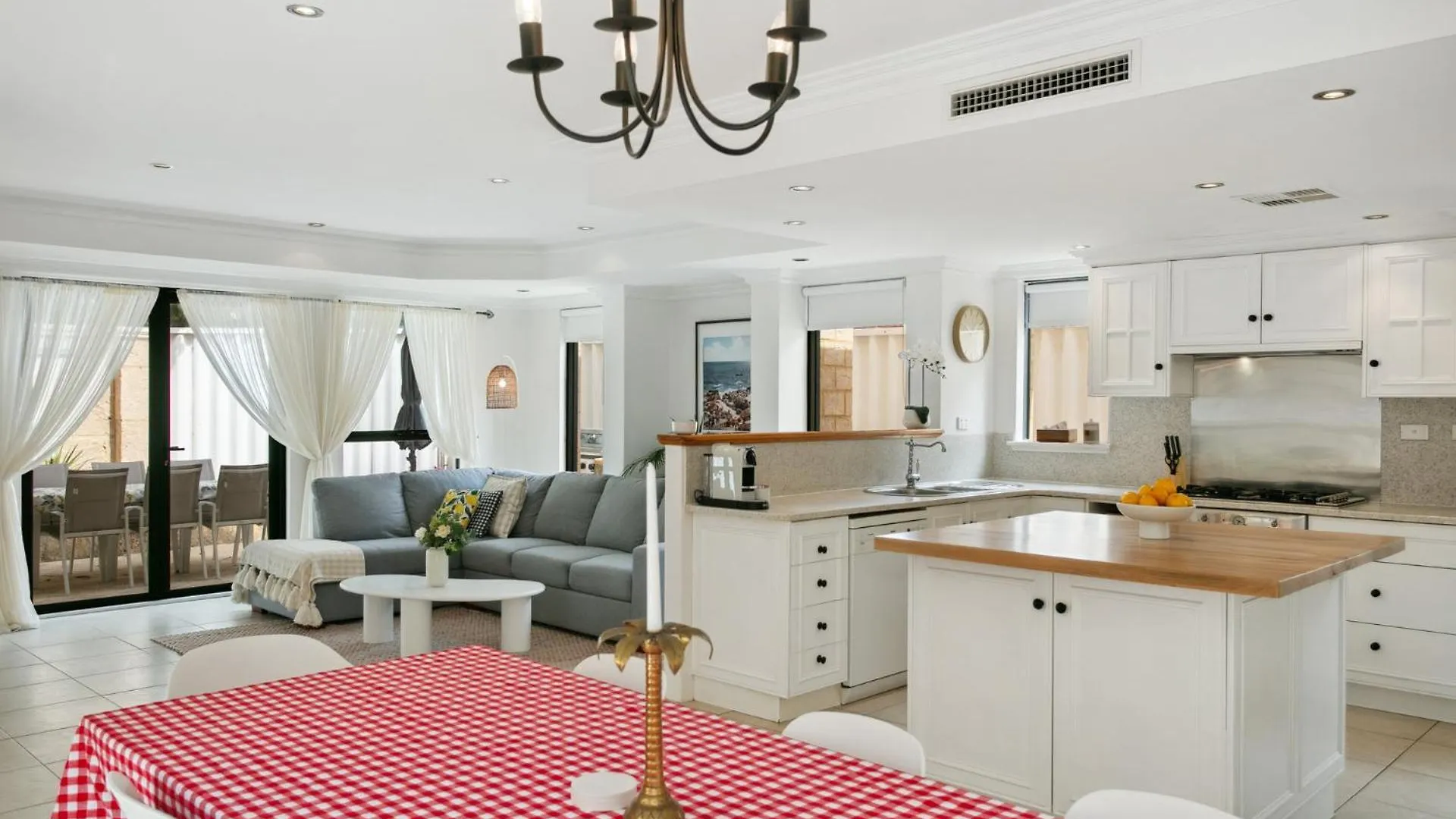 Entire Home Steps To Sorrento Beach Perth Vakantiehuis